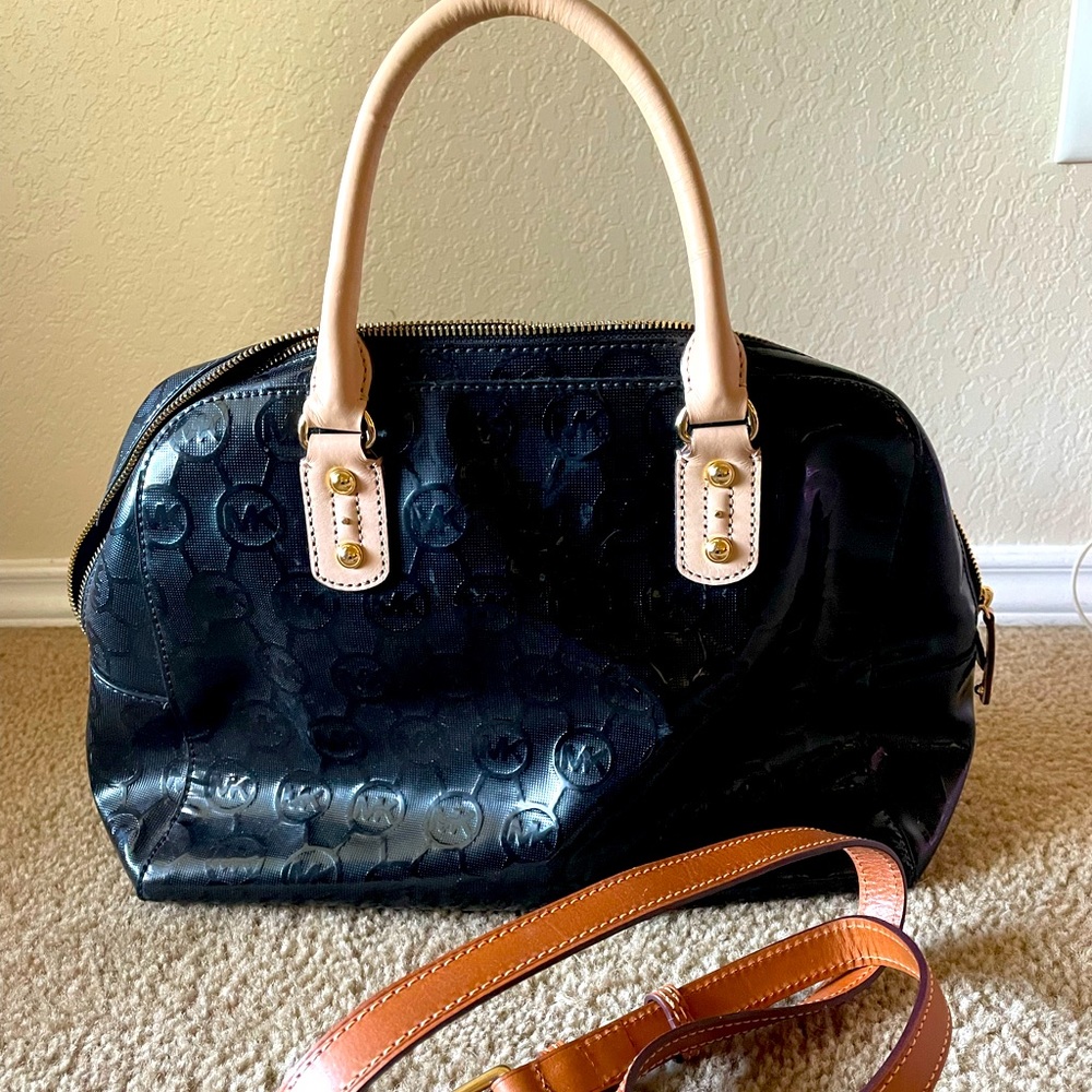 Michael Kors Black Tote bag with strap